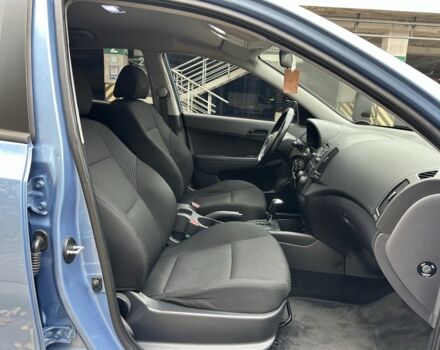 Хендай i30 2011 в Киеве на Automoto.ua Синий Хендай i30, объемом двигателя 1.6 л и пробегом 160 тыс. км за 8700 $, фото 16 на Automoto.ua