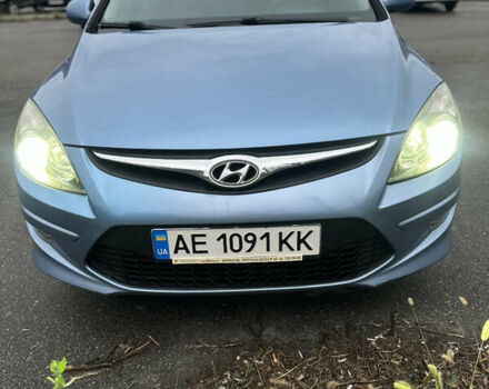 Синий Хендай i30, объемом двигателя 1.4 л и пробегом 138 тыс. км за 6900 $, фото 1 на Automoto.ua