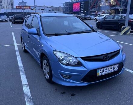Синий Хендай i30, объемом двигателя 1.59 л и пробегом 174 тыс. км за 8500 $, фото 1 на Automoto.ua