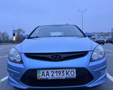 Синий Хендай i30, объемом двигателя 1.59 л и пробегом 174 тыс. км за 8500 $, фото 2 на Automoto.ua