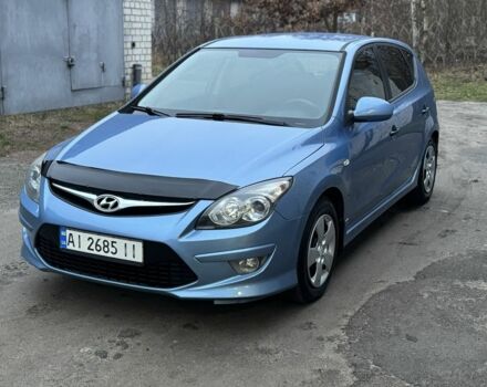 Синий Хендай i30, объемом двигателя 1.6 л и пробегом 185 тыс. км за 6750 $, фото 2 на Automoto.ua