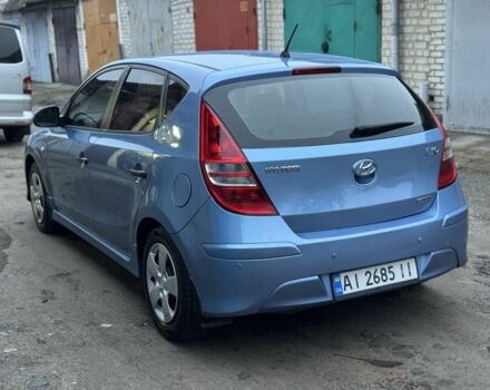 Синий Хендай i30, объемом двигателя 1.6 л и пробегом 185 тыс. км за 6750 $, фото 3 на Automoto.ua