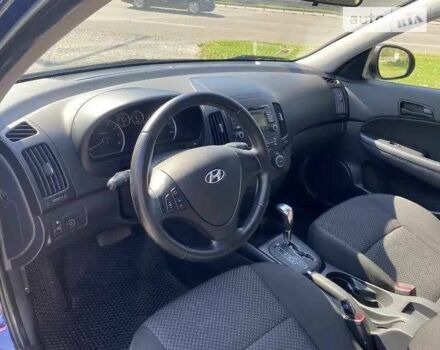 Синий Хендай i30, объемом двигателя 1.6 л и пробегом 248 тыс. км за 7500 $, фото 8 на Automoto.ua