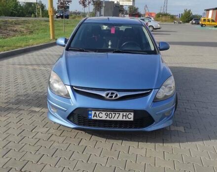 Синий Хендай i30, объемом двигателя 1.58 л и пробегом 257 тыс. км за 7200 $, фото 7 на Automoto.ua