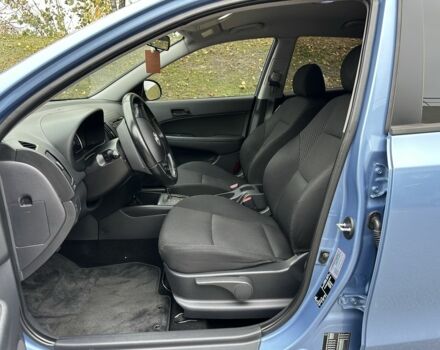 Хендай i30 2011 в Киеве на Automoto.ua Синий Хендай i30, объемом двигателя 1.6 л и пробегом 160 тыс. км за 8700 $, фото 8 на Automoto.ua