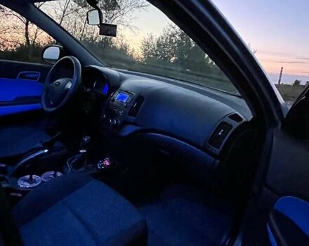 Синий Хендай i30, объемом двигателя 1.4 л и пробегом 232 тыс. км за 5200 $, фото 5 на Automoto.ua