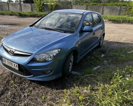 Синій Хендай i30, об'ємом двигуна 1.6 л та пробігом 235 тис. км за 6500 $, фото 3 на Automoto.ua