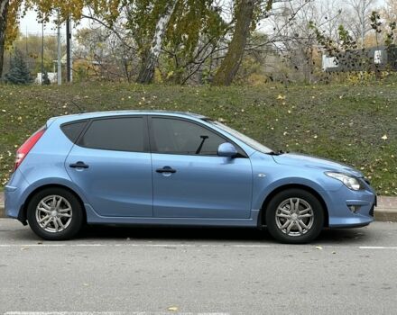 Хендай i30 2011 в Киеве на Automoto.ua Синий Хендай i30, объемом двигателя 1.6 л и пробегом 160 тыс. км за 8700 $, фото 6 на Automoto.ua