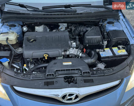Синій Хендай i30, об'ємом двигуна 1.6 л та пробігом 178 тис. км за 6300 $, фото 9 на Automoto.ua