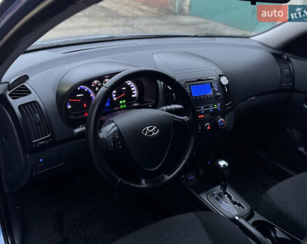 Синій Хендай i30, об'ємом двигуна 1.6 л та пробігом 178 тис. км за 6300 $, фото 6 на Automoto.ua