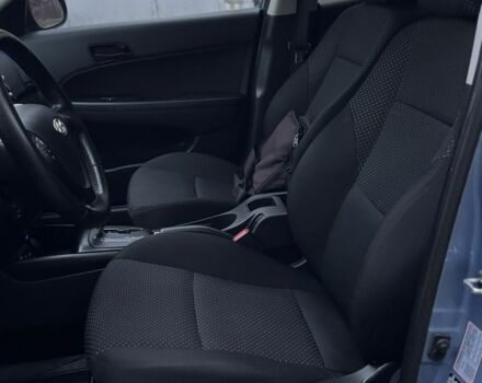 Синий Хендай i30, объемом двигателя 1.6 л и пробегом 185 тыс. км за 6750 $, фото 7 на Automoto.ua