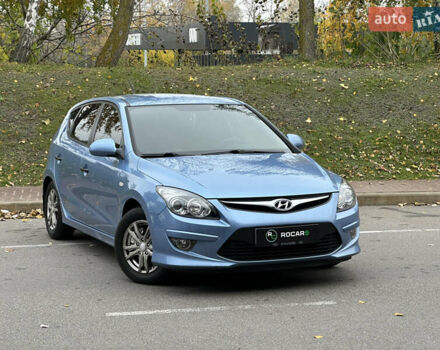 Хендай i30 2011 в Киеве на Automoto.ua Синий Хендай i30, объемом двигателя 1.58 л и пробегом 160 тыс. км за 8700 $, фото 3 на Automoto.ua