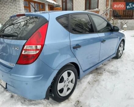 Синий Хендай i30, объемом двигателя 1.58 л и пробегом 179 тыс. км за 6950 $, фото 5 на Automoto.ua