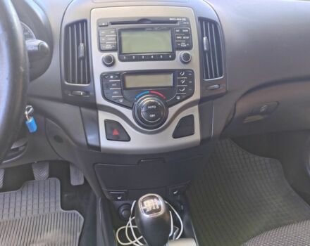 Синій Хендай i30, об'ємом двигуна 1.6 л та пробігом 223 тис. км за 5800 $, фото 17 на Automoto.ua