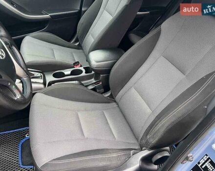 Синий Хендай i30, объемом двигателя 1.6 л и пробегом 170 тыс. км за 9800 $, фото 17 на Automoto.ua