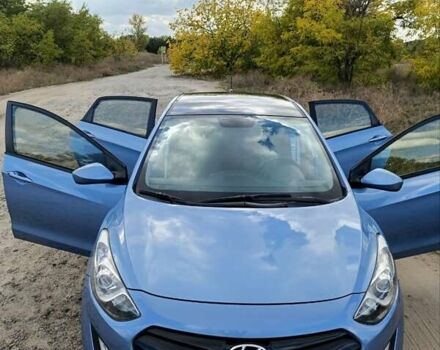 Синий Хендай i30, объемом двигателя 1.4 л и пробегом 158 тыс. км за 8500 $, фото 7 на Automoto.ua