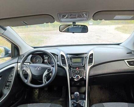 Синий Хендай i30, объемом двигателя 1.4 л и пробегом 158 тыс. км за 8500 $, фото 11 на Automoto.ua