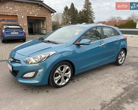 Синій Хендай i30, об'ємом двигуна 1.58 л та пробігом 160 тис. км за 11500 $, фото 1 на Automoto.ua
