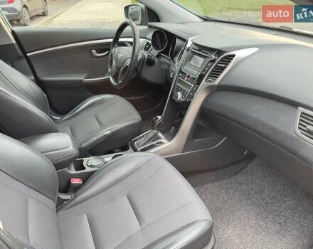 Синій Хендай i30, об'ємом двигуна 1.58 л та пробігом 160 тис. км за 11500 $, фото 4 на Automoto.ua