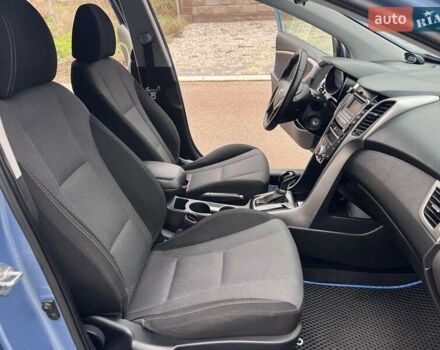 Синий Хендай i30, объемом двигателя 1.6 л и пробегом 170 тыс. км за 9700 $, фото 15 на Automoto.ua