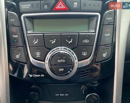 Хендай i30 2012 в Одессе на Automoto.ua Синий Хендай i30, объемом двигателя 1.59 л и пробегом 170 тыс. км за 9999 $, фото 24 на Automoto.ua