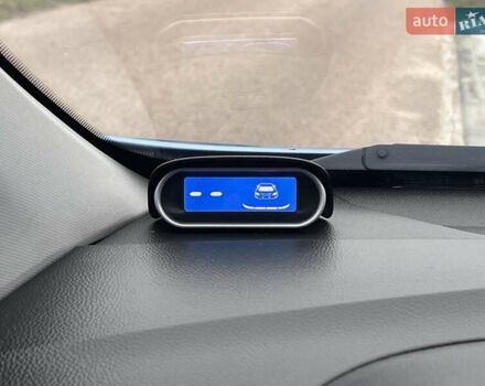 Синій Хендай i30, об'ємом двигуна 1.6 л та пробігом 170 тис. км за 9999 $, фото 23 на Automoto.ua