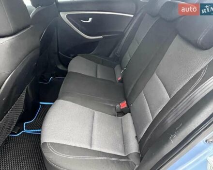 Синий Хендай i30, объемом двигателя 1.6 л и пробегом 170 тыс. км за 9700 $, фото 13 на Automoto.ua