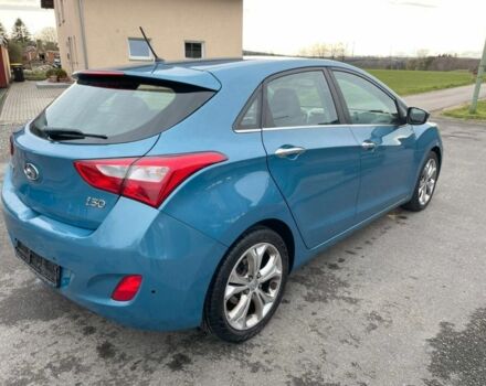 Синий Хендай i30, объемом двигателя 1.6 л и пробегом 161 тыс. км за 10500 $, фото 6 на Automoto.ua