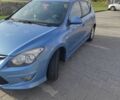 Синий Хендай i30, объемом двигателя 1.6 л и пробегом 257 тыс. км за 7200 $, фото 6 на Automoto.ua