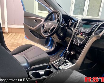 Хендай i30 2012 в Одессе на Automoto.ua Синий Хендай i30, объемом двигателя 1.6 л и пробегом 170 тыс. км за 10200 $, фото 7 на Automoto.ua