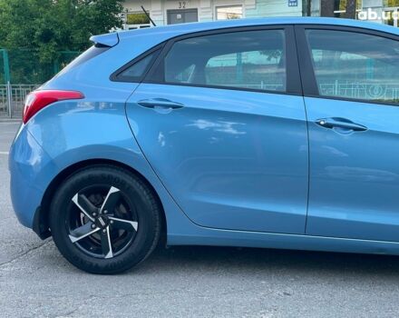 Синий Хендай i30, объемом двигателя 1.4 л и пробегом 178 тыс. км за 7690 $, фото 4 на Automoto.ua