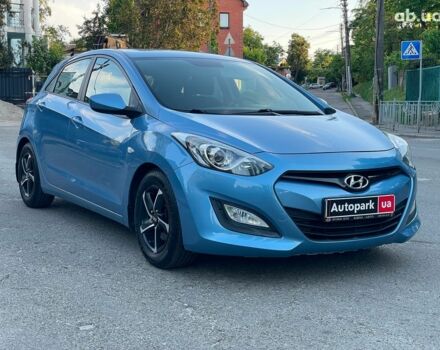 Синий Хендай i30, объемом двигателя 1.4 л и пробегом 178 тыс. км за 7690 $, фото 2 на Automoto.ua