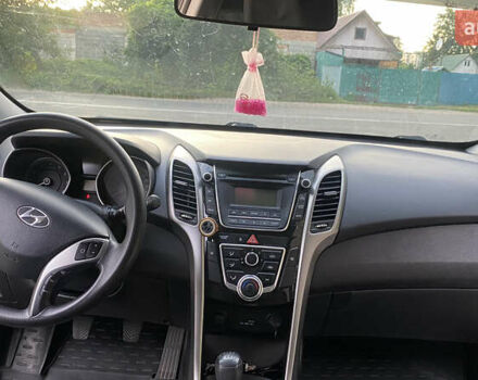 Синій Хендай i30, об'ємом двигуна 1.4 л та пробігом 164 тис. км за 7700 $, фото 10 на Automoto.ua