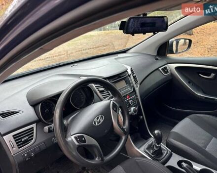 Хендай i30 2013 в Павлограде на Automoto.ua Синий Хендай i30, объемом двигателя 1.4 л и пробегом 149 тыс. км за 7400 $, фото 9 на Automoto.ua