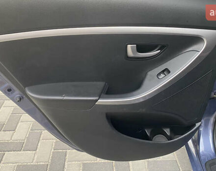 Синій Хендай i30, об'ємом двигуна 1.4 л та пробігом 164 тис. км за 7700 $, фото 6 на Automoto.ua