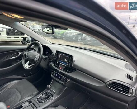 Хендай i30 2017 в Киеве на Automoto.ua Синий Хендай i30, объемом двигателя 1.59 л и пробегом 183 тыс. км за 14300 $, фото 30 на Automoto.ua