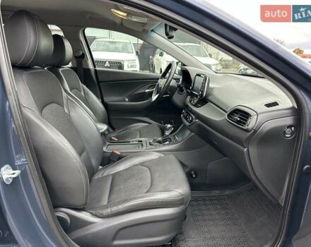 Хендай i30 2017 в Киеве на Automoto.ua Синий Хендай i30, объемом двигателя 1.59 л и пробегом 183 тыс. км за 14300 $, фото 29 на Automoto.ua