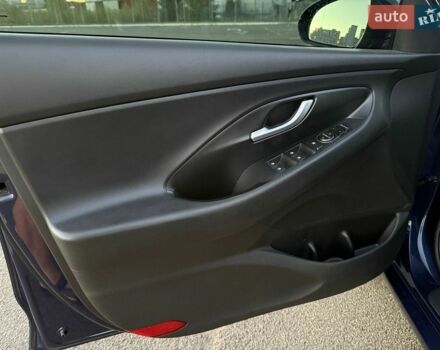Синій Хендай i30, об'ємом двигуна 1.6 л та пробігом 140 тис. км за 14999 $, фото 9 на Automoto.ua