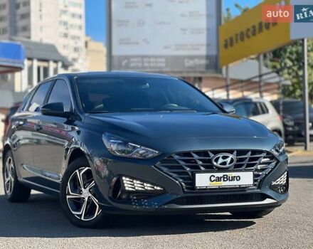 Хендай i30 2024 в Одессе на Automoto.ua Синий Хендай i30, объемом двигателя 1.5 л и пробегом 27 тыс. км за 18800 $, фото 2 на Automoto.ua