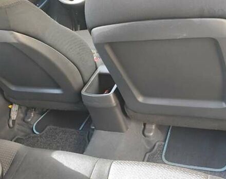 Синий Хендай i30, объемом двигателя 1.58 л и пробегом 251 тыс. км за 5400 $, фото 8 на Automoto.ua