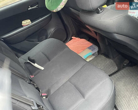 Синий Хендай i30, объемом двигателя 1.58 л и пробегом 283 тыс. км за 5300 $, фото 6 на Automoto.ua