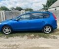 Синий Хендай i30, объемом двигателя 2 л и пробегом 280 тыс. км за 2300 $, фото 1 на Automoto.ua