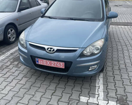 Синий Хендай i30, объемом двигателя 1.4 л и пробегом 180 тыс. км за 6800 $, фото 1 на Automoto.ua