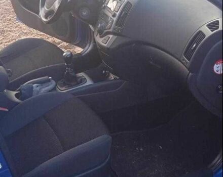 Синий Хендай i30, объемом двигателя 0 л и пробегом 205 тыс. км за 6300 $, фото 2 на Automoto.ua