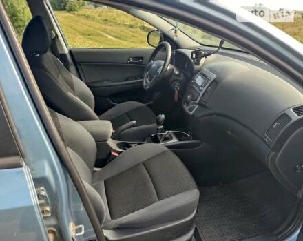 Синій Хендай i30, об'ємом двигуна 1.58 л та пробігом 218 тис. км за 6500 $, фото 9 на Automoto.ua