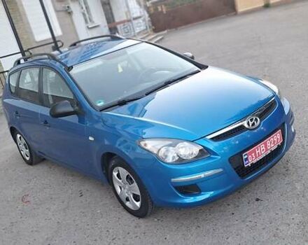 Синий Хендай i30, объемом двигателя 1.6 л и пробегом 220 тыс. км за 6550 $, фото 5 на Automoto.ua