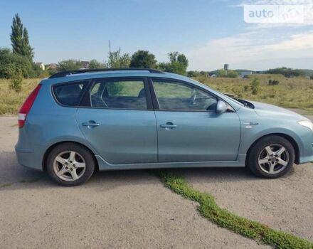 Синій Хендай i30, об'ємом двигуна 1.58 л та пробігом 218 тис. км за 6500 $, фото 1 на Automoto.ua