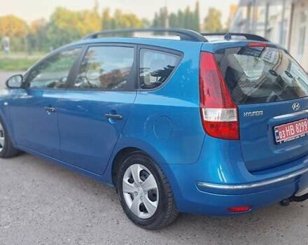 Синий Хендай i30, объемом двигателя 1.6 л и пробегом 220 тыс. км за 6550 $, фото 1 на Automoto.ua