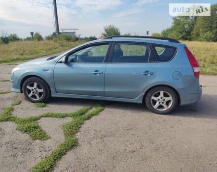 Синій Хендай i30, об'ємом двигуна 1.58 л та пробігом 218 тис. км за 6500 $, фото 8 на Automoto.ua