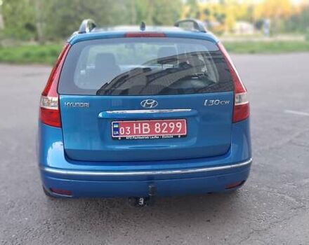 Синий Хендай i30, объемом двигателя 1.6 л и пробегом 220 тыс. км за 6550 $, фото 2 на Automoto.ua